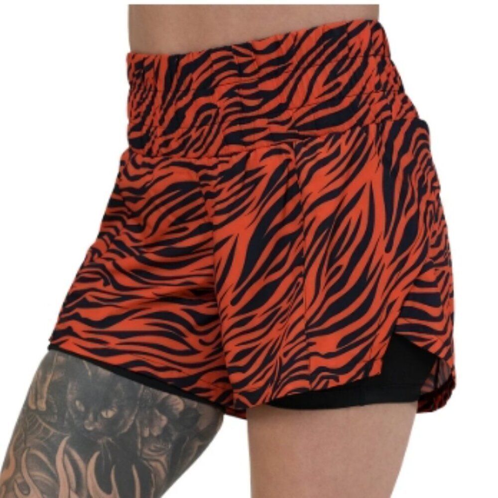 Like New! CVG Unleased Daydream Shorts Orange and Black in Size L
